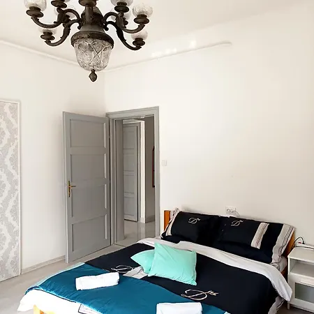 Kertvarosi Relax Apartmanhaz