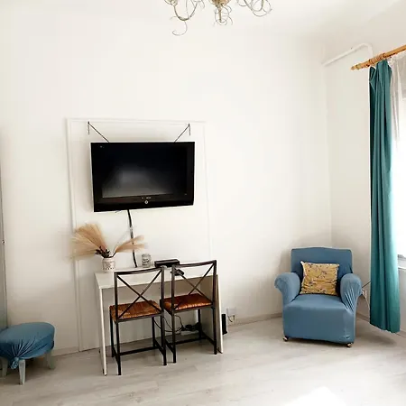 Kertvarosi Relax Apartmanhaz